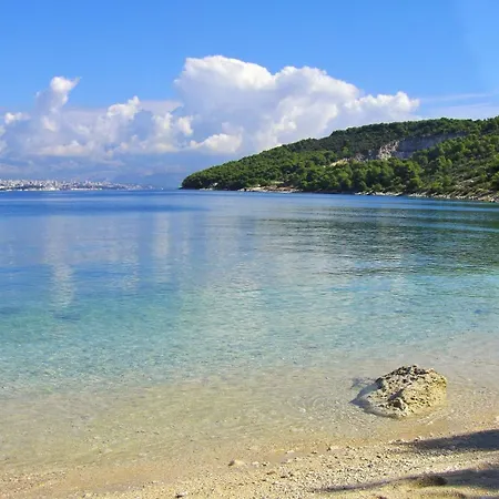 Lejlighed Mit Grill, Terrasse Und Garten Trogir